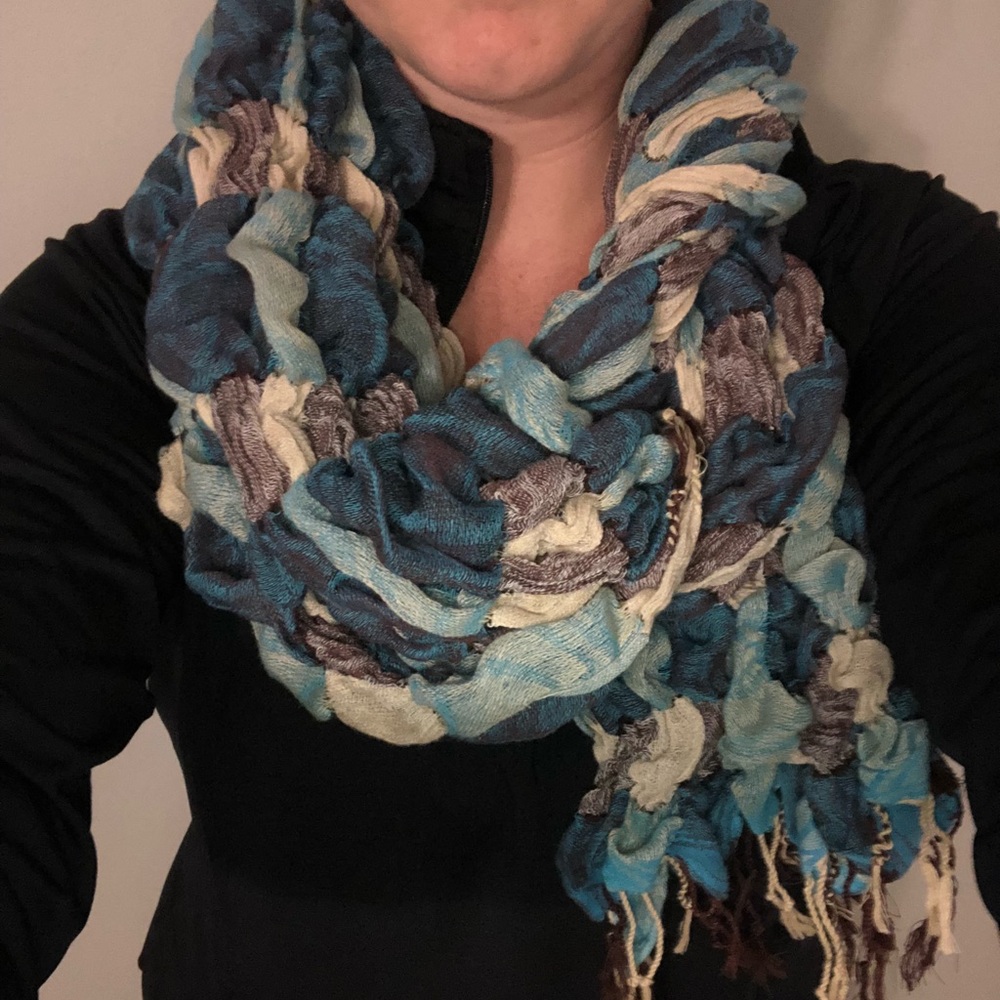 Fashion scarf